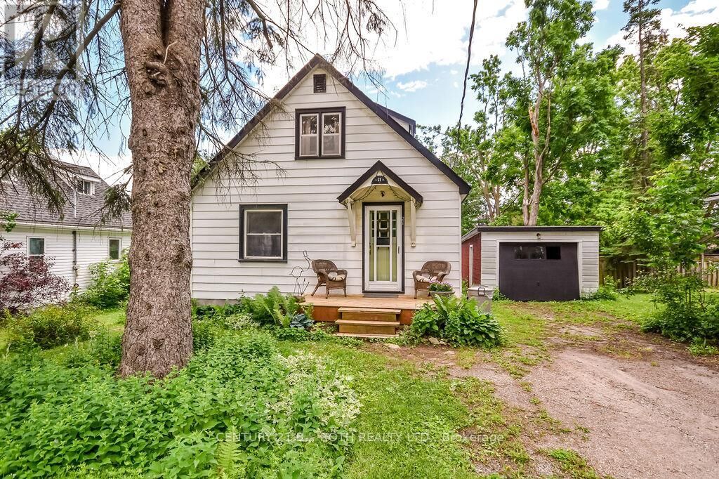 Property Photo:  21 Benner Street  ON L3V 2G6 