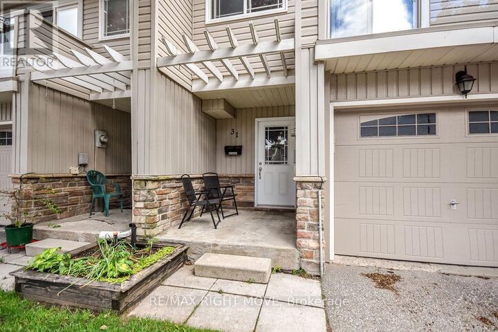 Property Photo:  12 Lankin Boulevard 31  ON L3V 6T2 