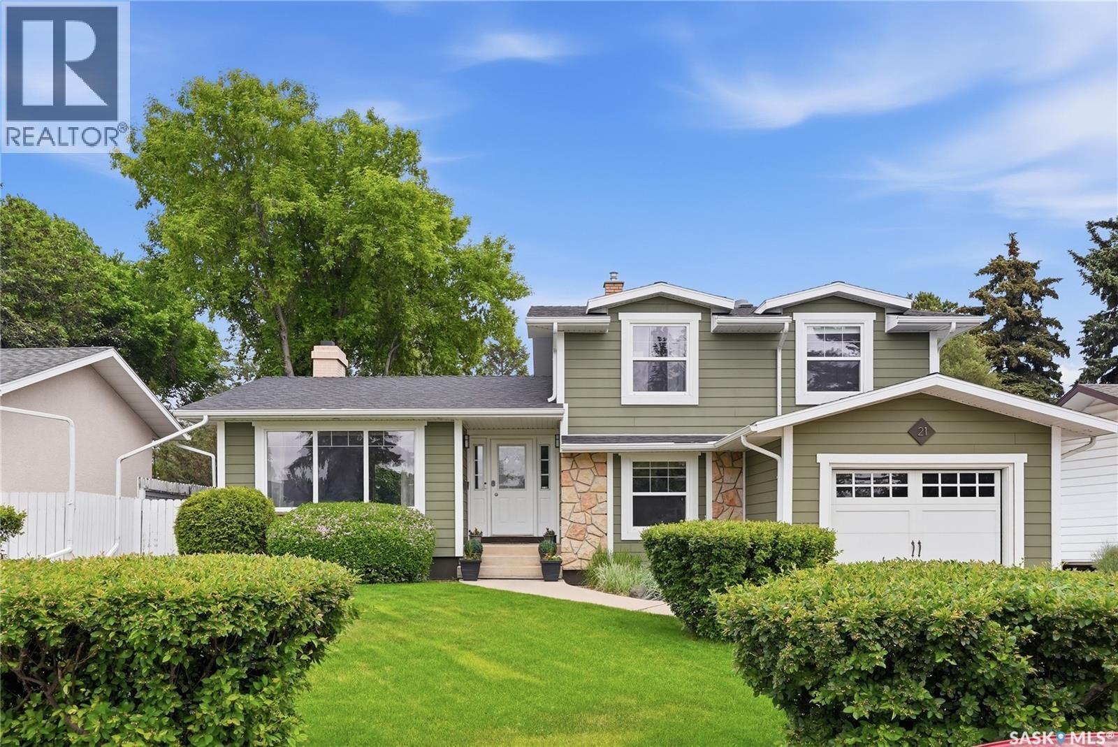 Property Photo:  21 Neilson Crescent  SK S7H 3N4 