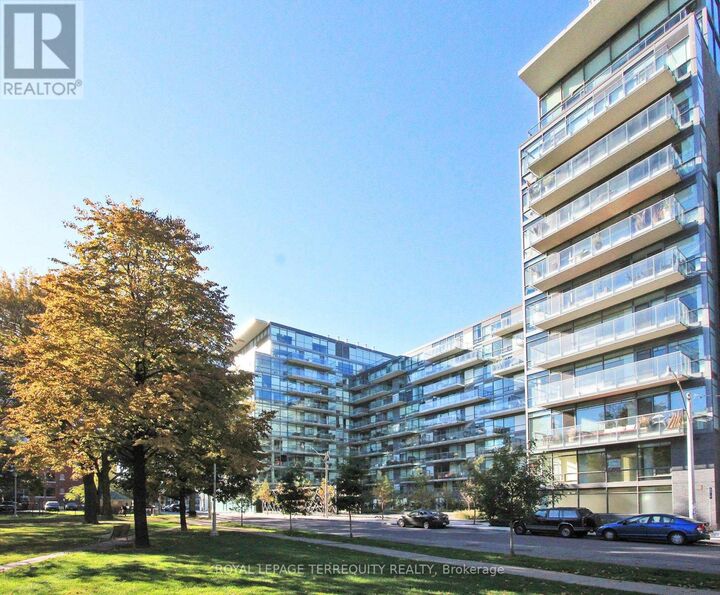 Property Photo: 55 Stewart Street 902 ON M5V 2V1