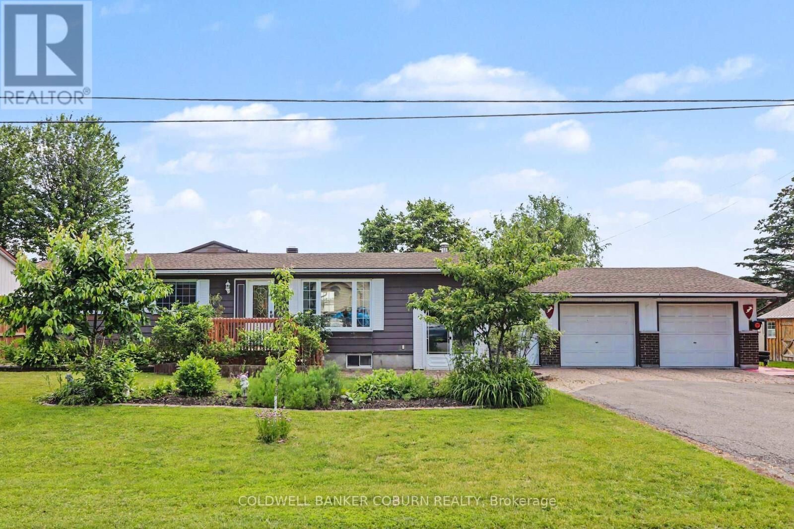 Property Photo:  22 Thompson Road  ON K0C 1H0 
