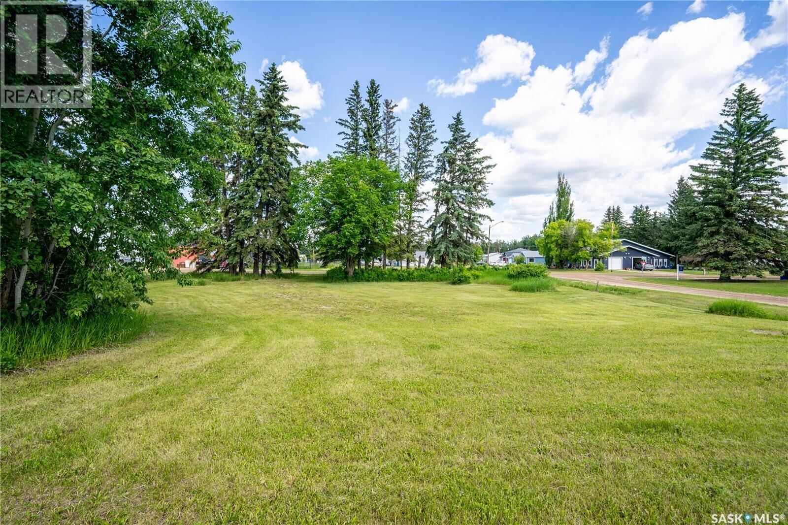 Property Photo: 153 1st Street E SK S0M 2K0