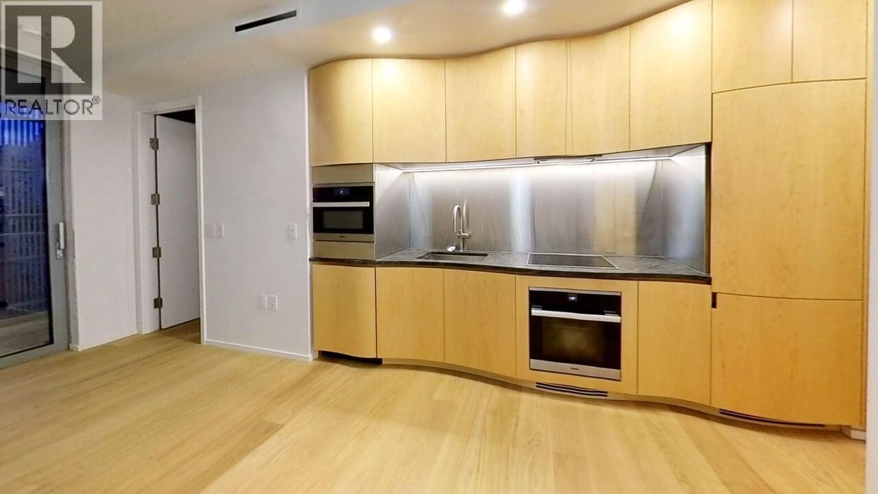 Property Photo:  1568 Alberni Street 9xx  BC V6G 1A5 