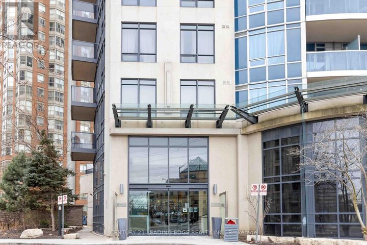 Property Photo: 330 Burnhamthorpe Road West 806 ON L5B 0E1