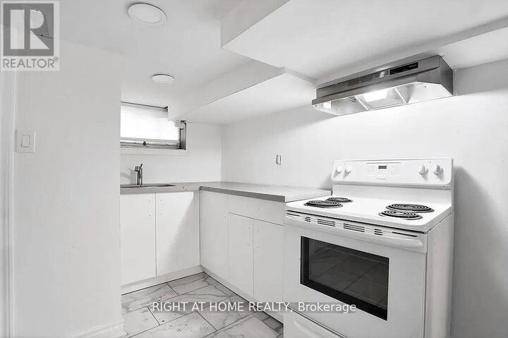 Property Photo:  210 Mary Street North Bsmt  ON L1G 5C4 