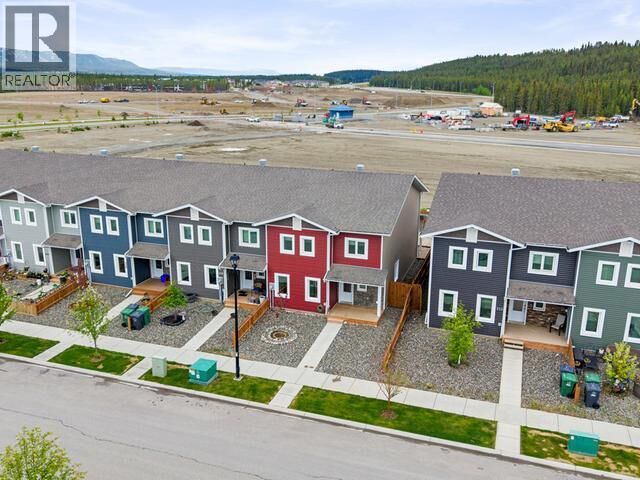Property Photo:  230 Keno Way  YT Y1A 0S4 