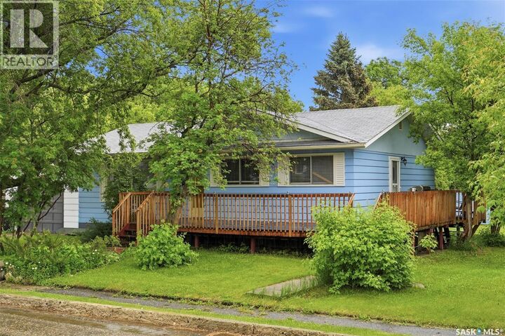 Property Photo:  615 Mayer Street  SK S0K 0S0 