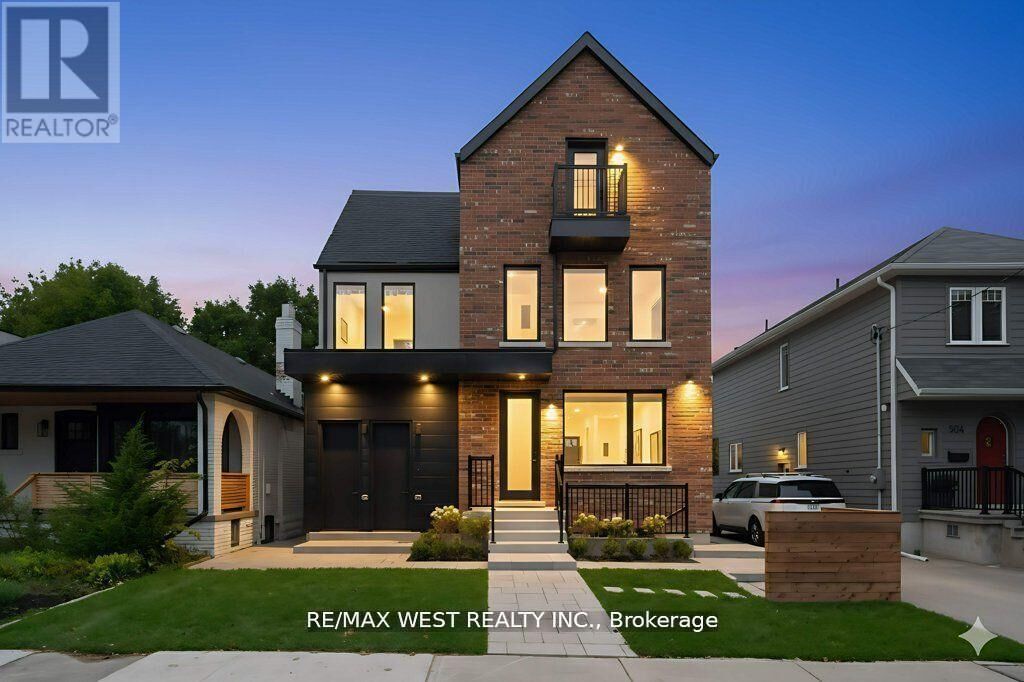 Property Photo: 502 Atlas Avenue C ON M6C 3R3