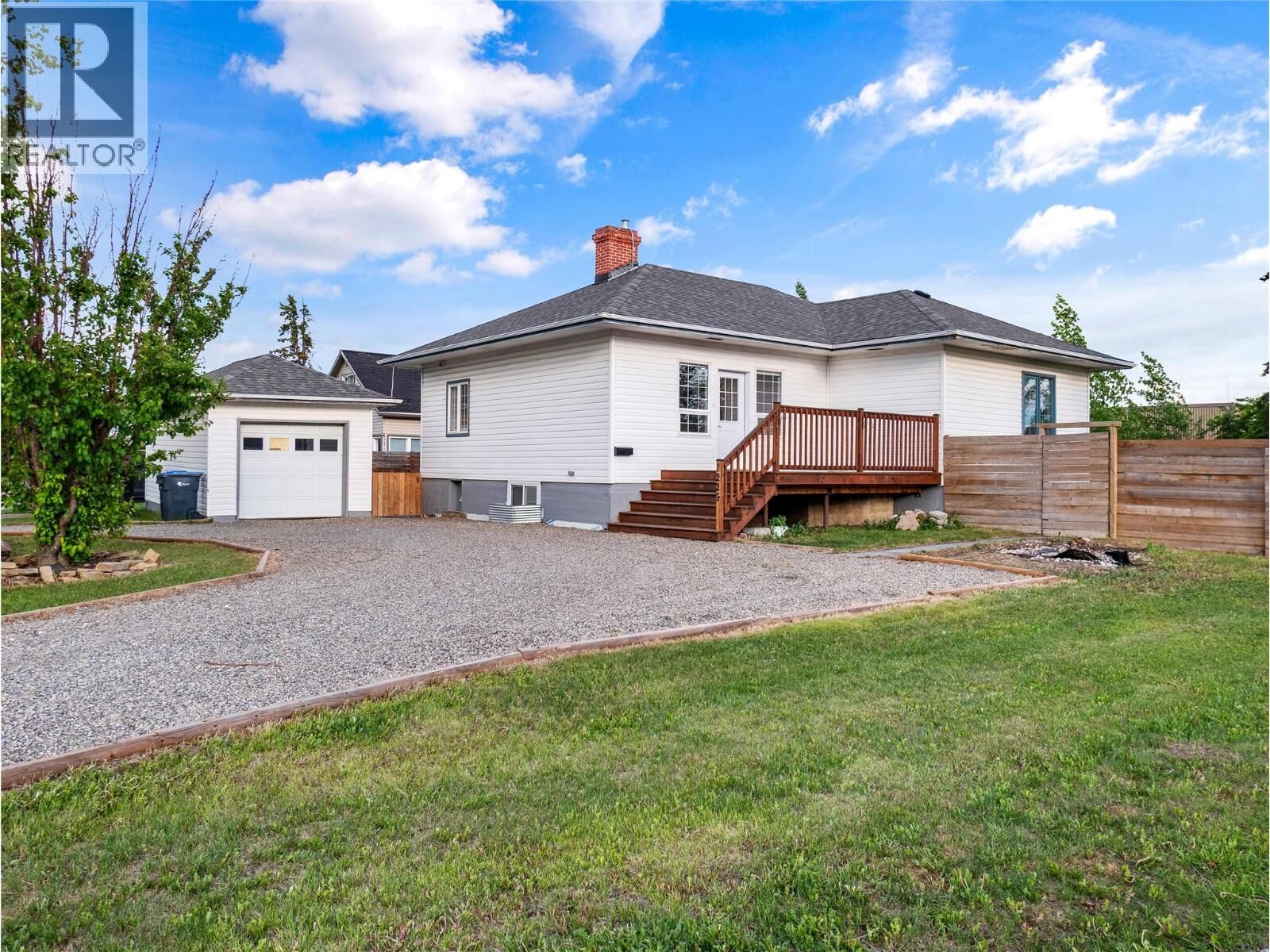 Property Photo: 1229 105 Avenue BC V1G 2L8