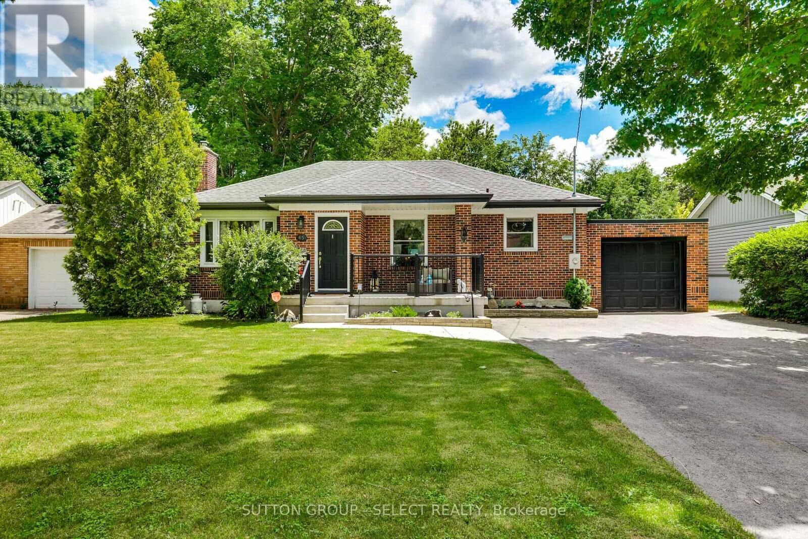 Property Photo:  65 Broadway Avenue  ON N6P 1A9 