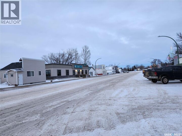Property Photo:  205 Main Street  SK S0C 1S0 