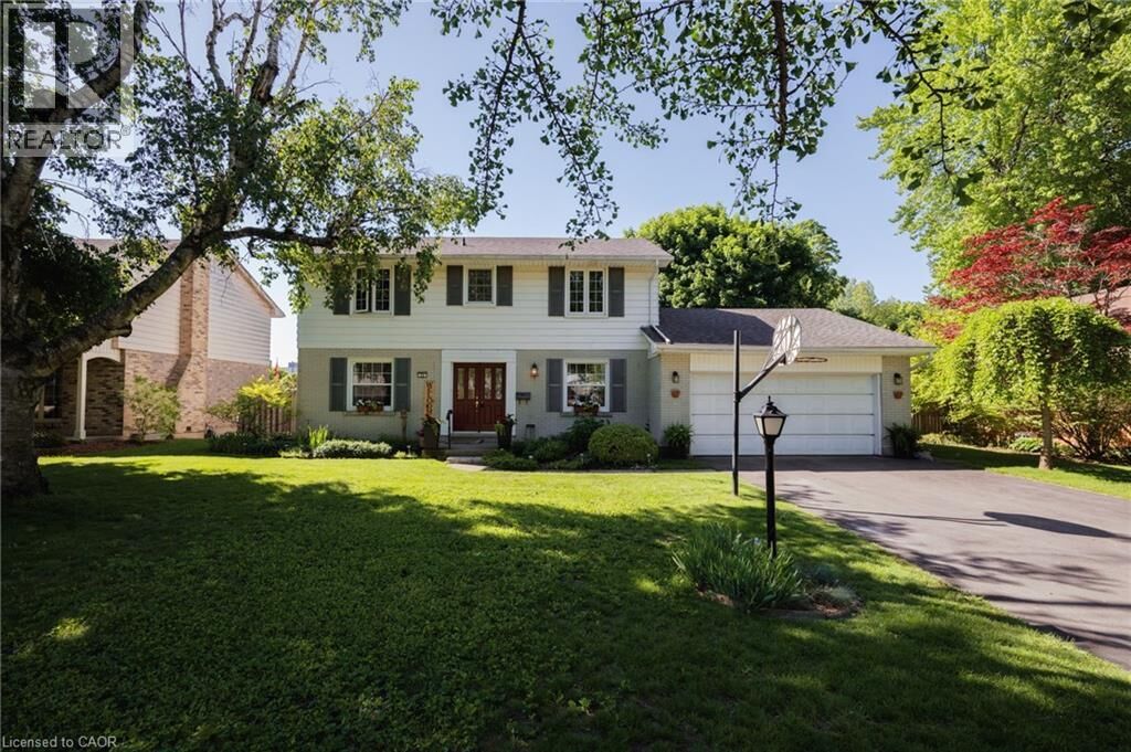 Property Photo:  50 Queen Mary Crescent  ON N6H 4B4 