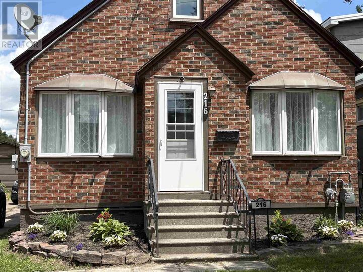 Photo de la propriété: 216 Wellington St ON P6A 2L5