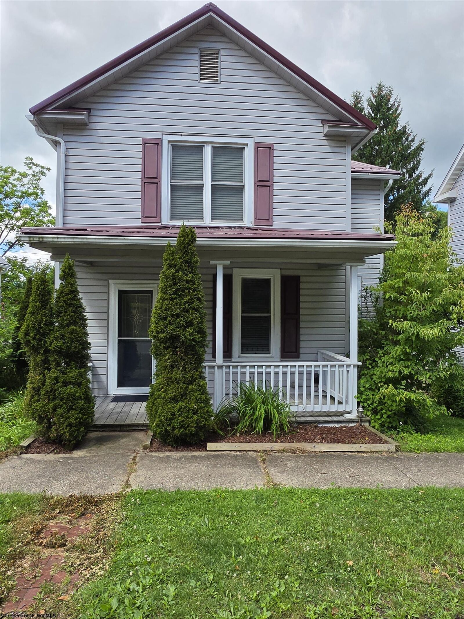 Property Photo:  245 Boundary Avenue  WV 26241 