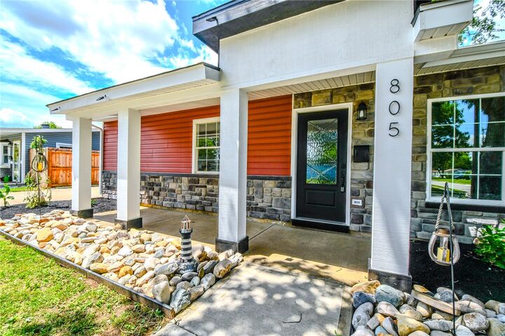 Property Photo:  805 Brookfield Drive  OH 45344 