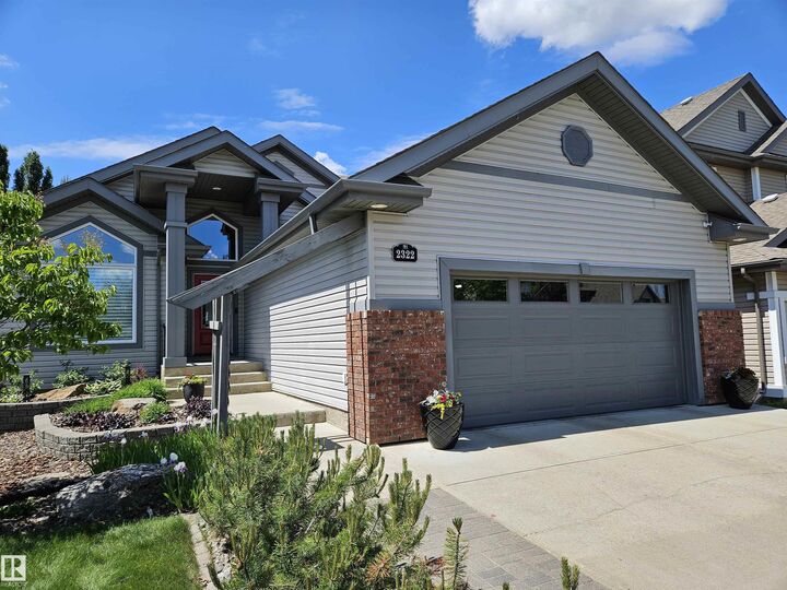 2322 Rutherford Way SW — photo 1