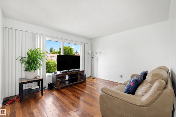 Property Photo: 18661 61 Avenue NW AB T6M 2B3
