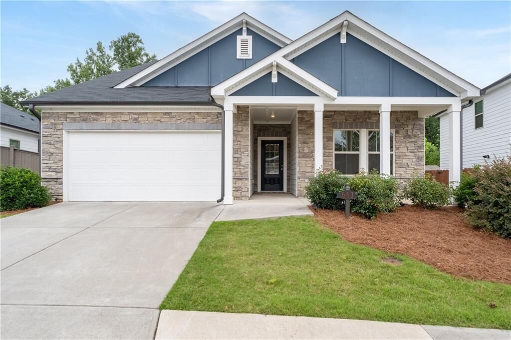 Property Photo:  661 Valdosta Drive  GA 30114 