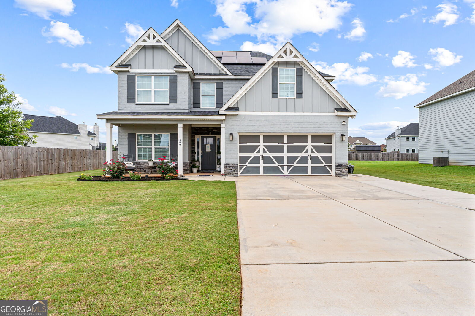 Property Photo: 202 Weeping Moss Way GA 31047
