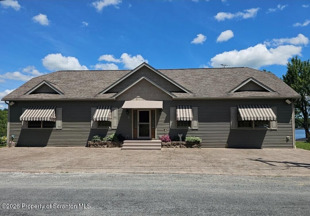 Property Photo:  240 Sunset Avenue  PA 18407 