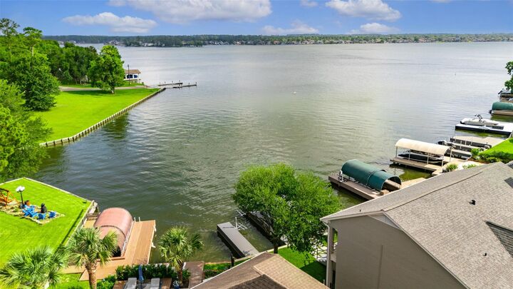 Property Photo: 4210 Windswept Drive TX 77356