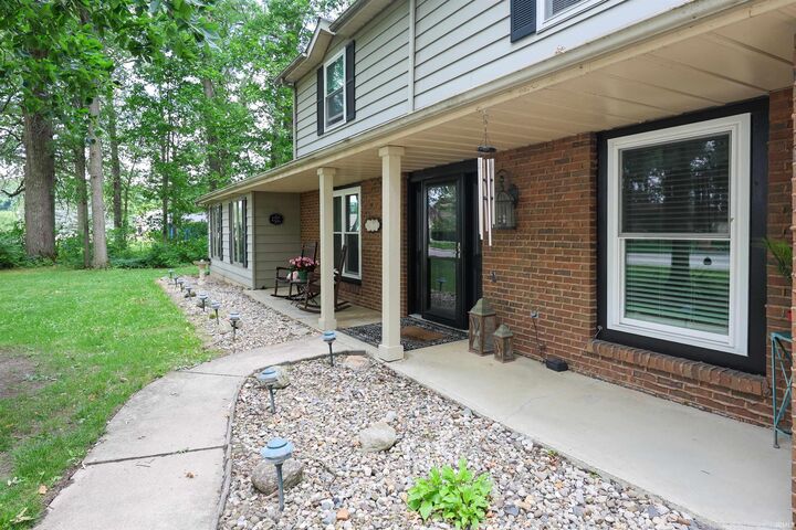 Property Photo: 17222 Platter Parkway IN 46774
