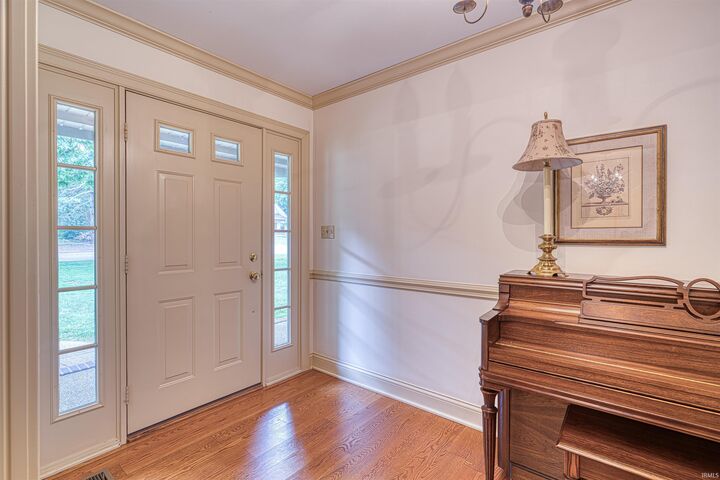 Property Photo:  8866 Bayberry Drive  IN 47630 