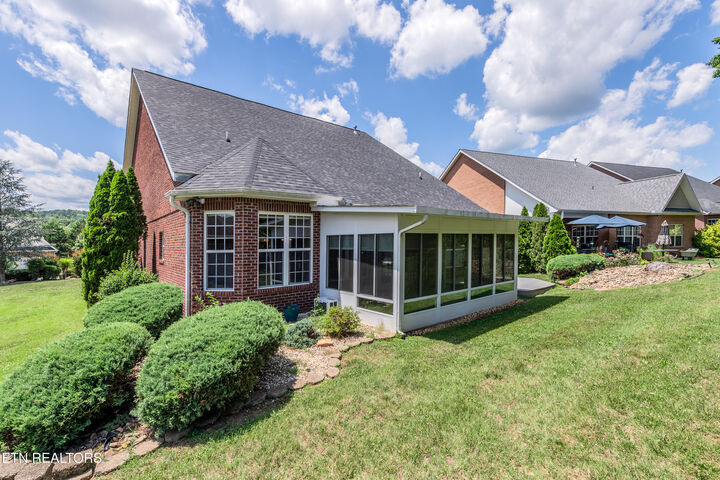 Property Photo: 120 Meridian Way TN 37716