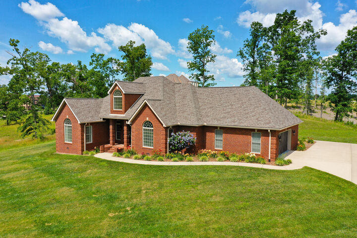 Property Photo: 282 Canyon Drive KY 40741
