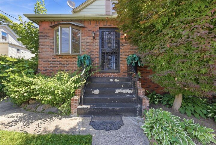 Property Photo: 413 Union Avenue NY 10550