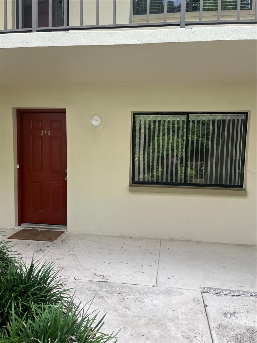 Property Photo: 3300 Fox Chase Circle N 213 FL 34683