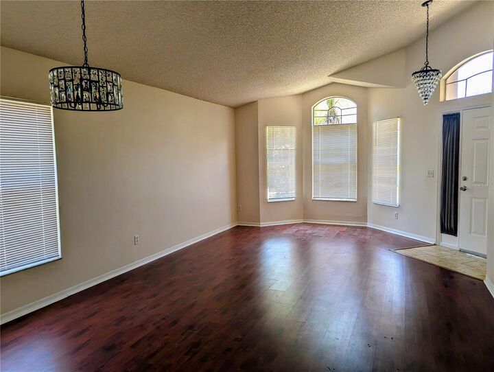 Property Photo:  13712 Devlin Court  FL 32837 