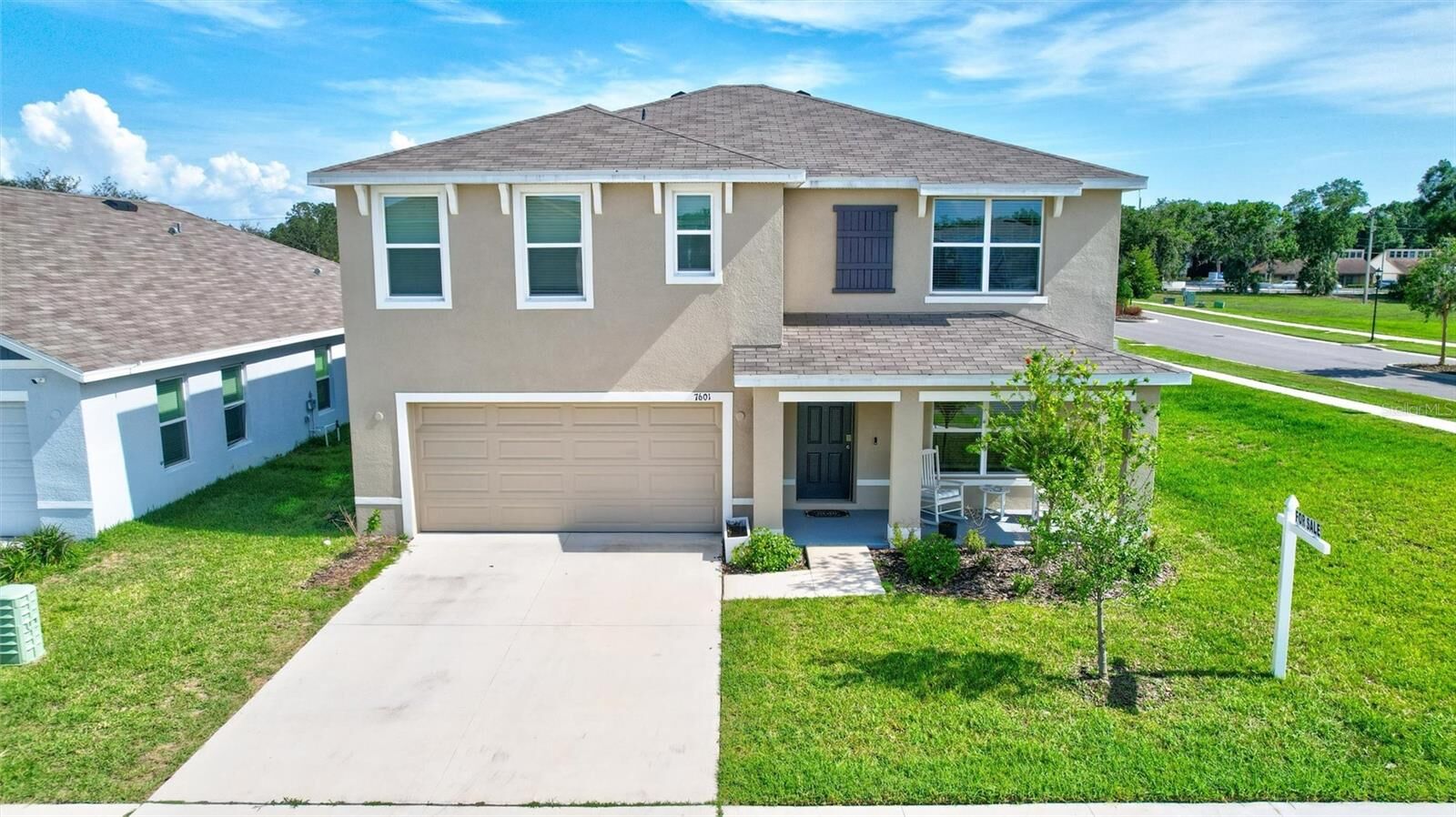 Property Photo:  7601 Rosewood Garden Loop  FL 33637 