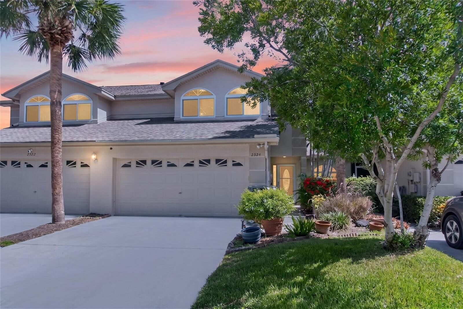 Property Photo: 2524 W Brook Lane FL 33761