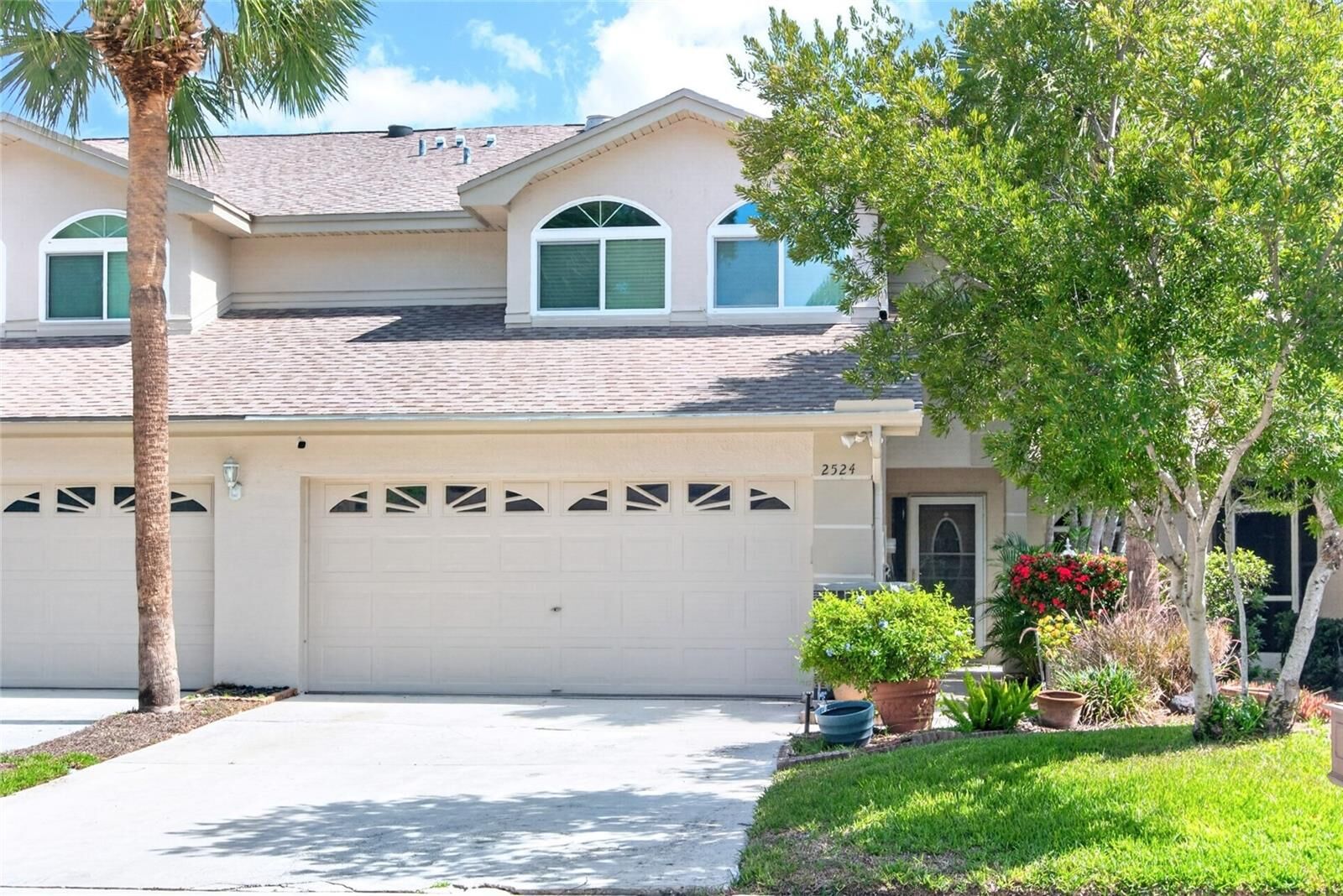 Property Photo:  2524 W Brook Lane  FL 33761 