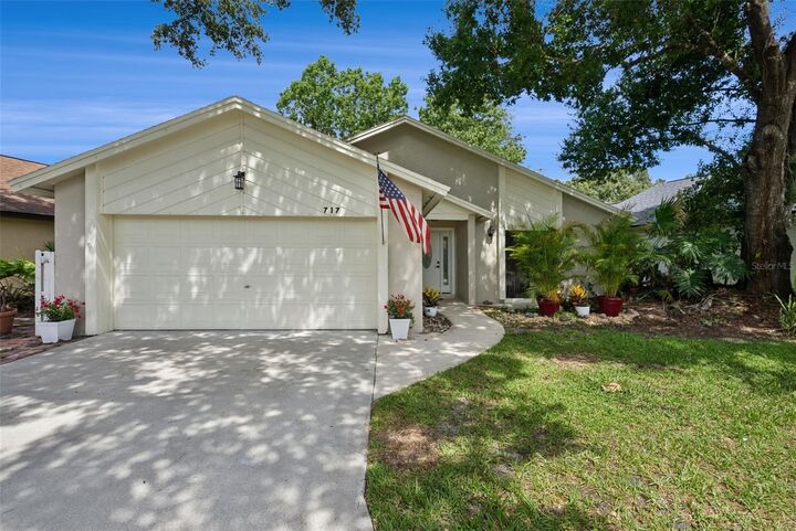 Property Photo:  717 Adidas Road  FL 32708 