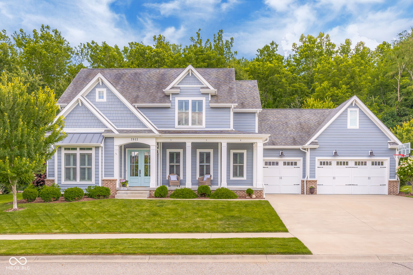 Property Photo:  2013 Deer Creek Circle  IN 47201 