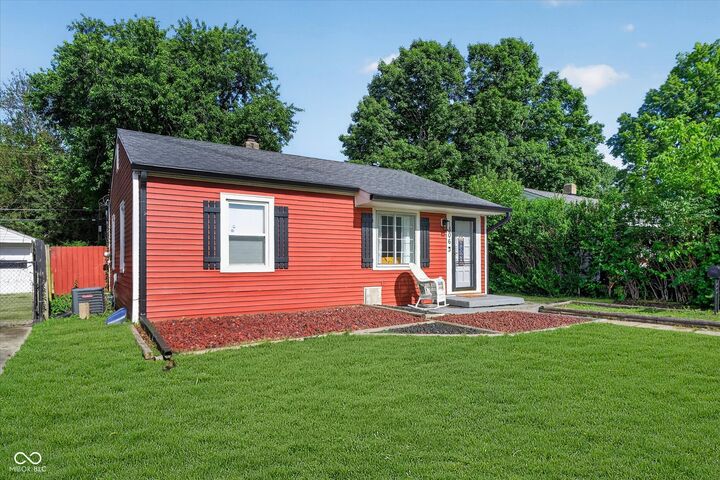 Property Photo:  306 S 8th Avenue  IN 46107 