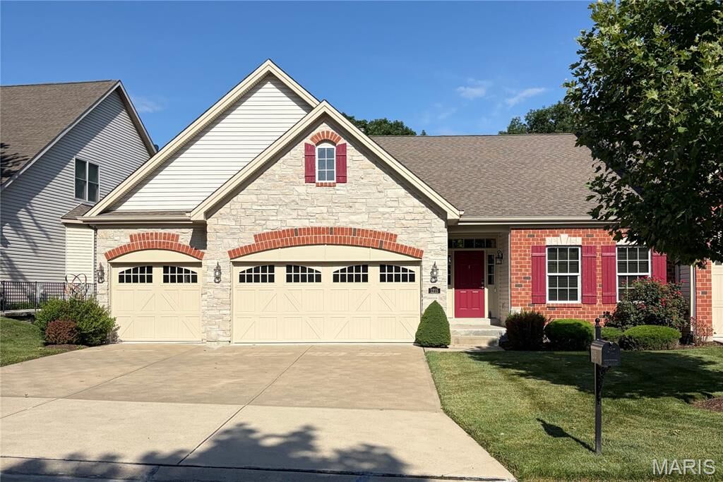 Property Photo: 1215 Silver Fern Drive MO 63367