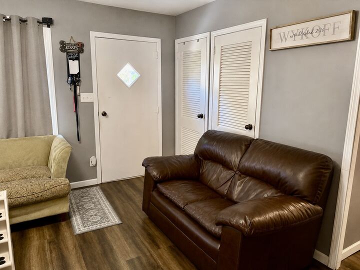 Property Photo:  105 S Miller Street  IL 61727 