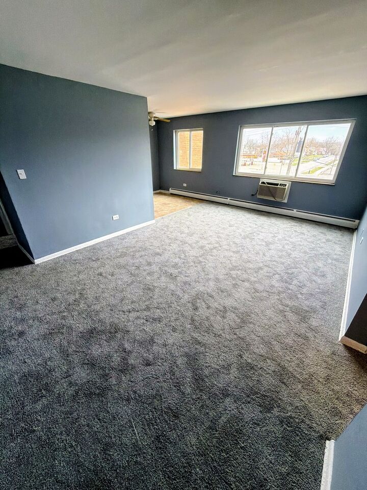 Property Photo: 723 Grant Avenue 3C IL 60411