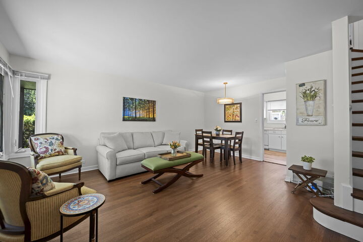 Property Photo:  519 1/2 Ridge Road  IL 60091 