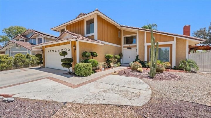Property Photo:  25833 Sweetleaf Street  CA 92553 