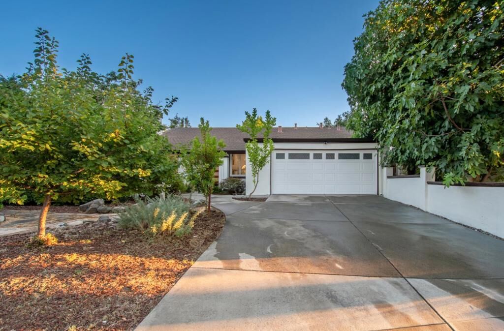 Property Photo:  7131 Via Maria  CA 95139 