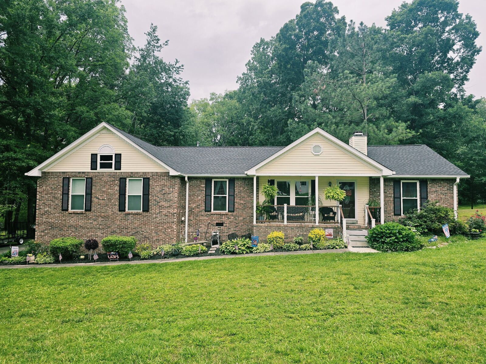 Property Photo:  206 Allers Dr  TN 37188 