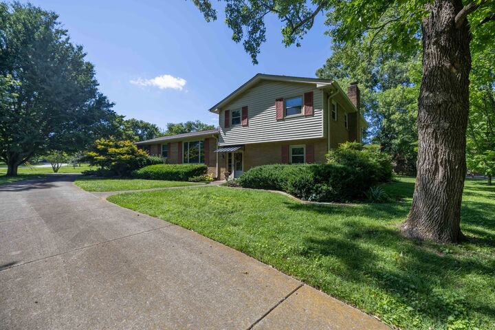 Property Photo: 8014 Warner Rd TN 37027