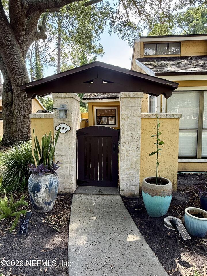 Property Photo:  799 Sandpiper Lane  FL 32082 