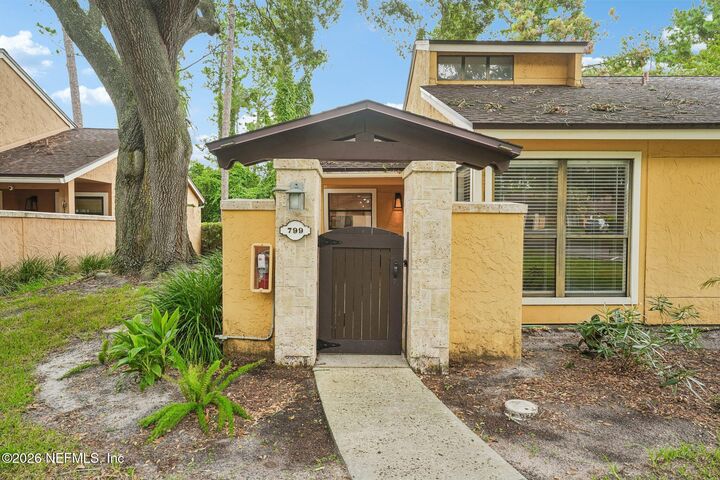 Property Photo: 799 Sandpiper Lane FL 32082