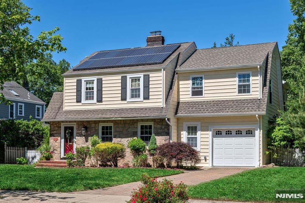 Property Photo:  448 Fairfield Avenue  NJ 07450 