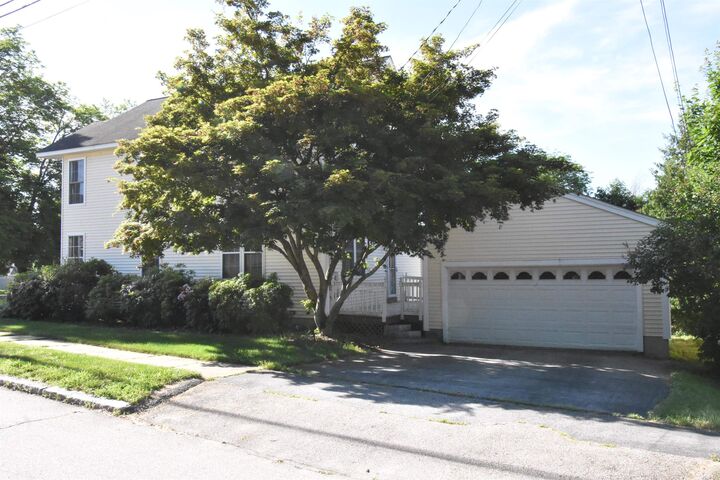 Property Photo:  2246 Elm Street  NH 03104 